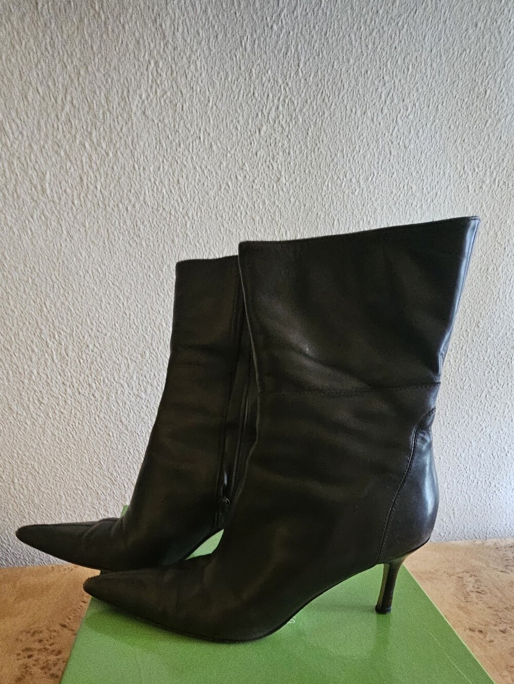 Charles Davidb- Women's Brown Pointed-Toe Mid-Calf Boots